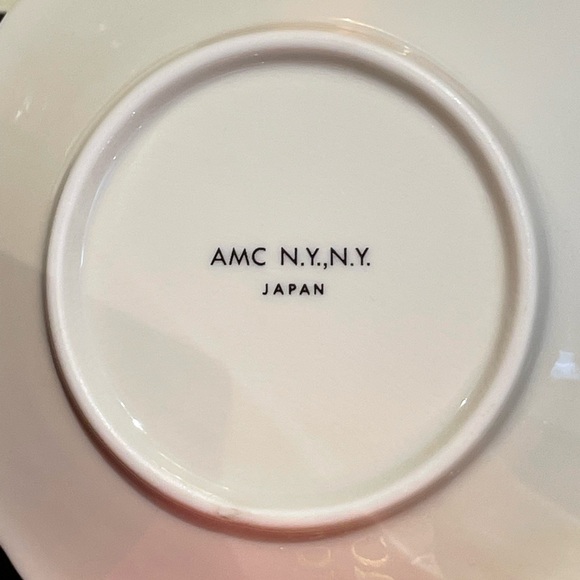 Vintage Porcelain Christmas Candle Holders made in Japan Set of 2 - Picture 9 of 11